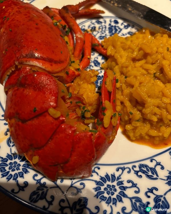 呢間位於灣仔嘅The Optimist西餐廳，有生蠔任食，有...