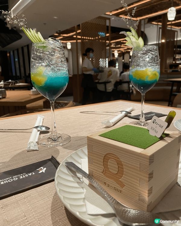 QUE既下午茶，宇治抹茶提拉米蘇，搭配特調無酒精飲品「海洋香...