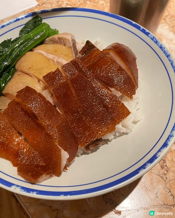 冬天有沙嗲牛肉麵，湯濃肉嫩，又熱又好食。