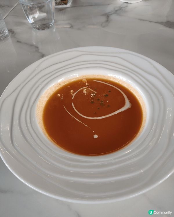 大埔的西餐廳，有美味的紅湯，意粉，煎魚。非常健康，非常值得一...