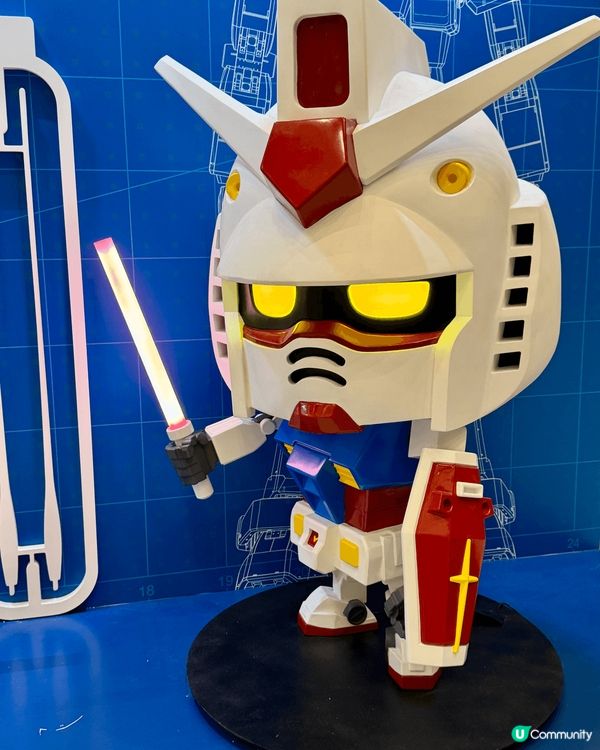 高達45周年展，有高達的歷史，模型展覽。現場仲有遊戲玩可以贏...