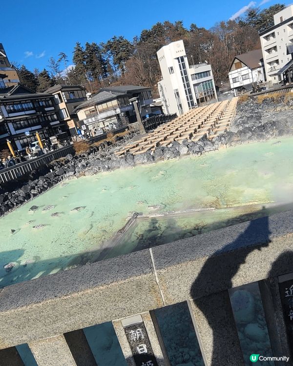 有千年歷史的草津溫泉位於日本群馬縣吾妻郡草津町的溫泉名勝地，...