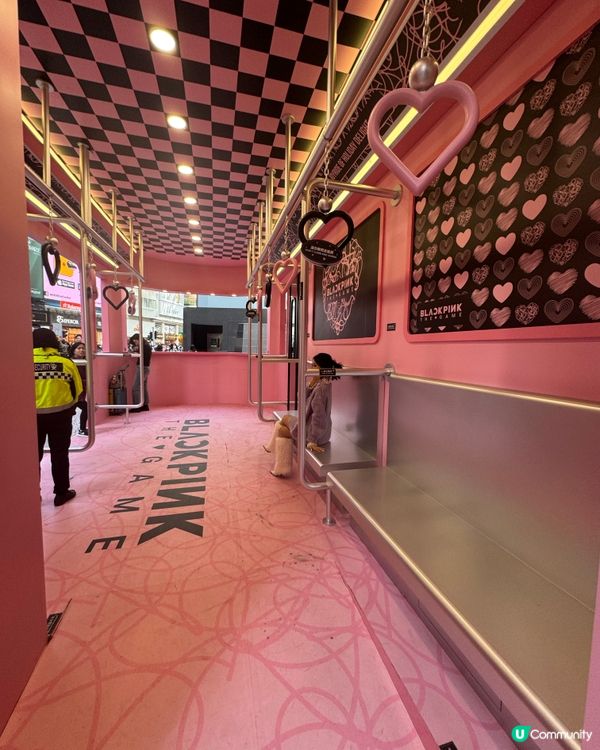 時代廣場變粉紅！💖浪漫打卡📸