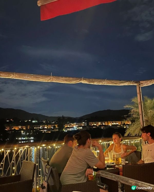 愉景灣聖誕味漸濃，有市集，有聖誕老人