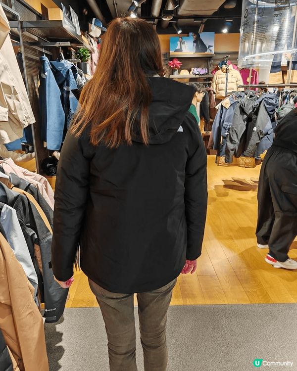 每日出街前必須搽髮尾油，同埋一定要搽Hair Mist,咁就...