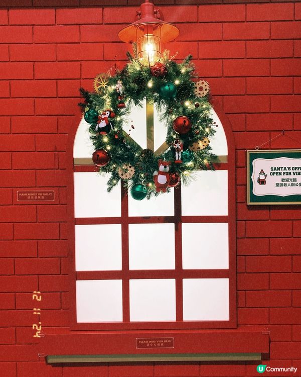 IFC 國際金融中心 中庭有聖誕老人辦公室啊！仲可以見到聖誕...