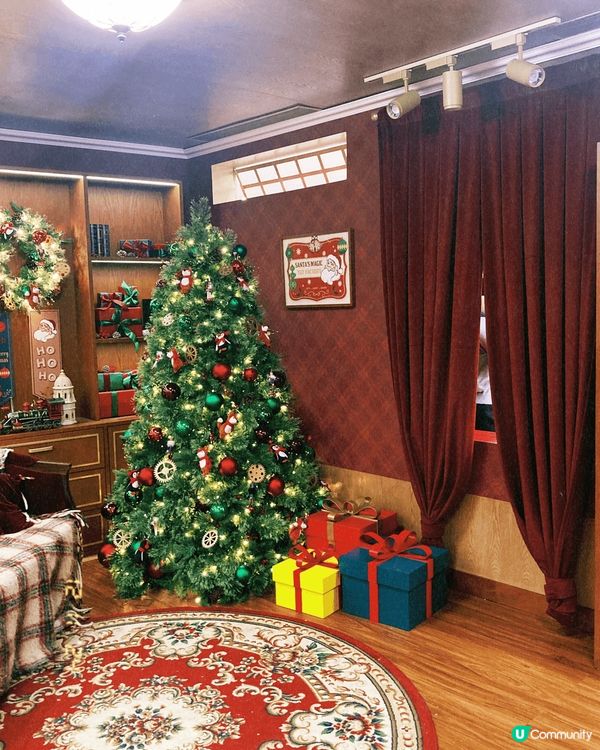 IFC 國際金融中心 中庭有聖誕老人辦公室啊！仲可以見到聖誕...