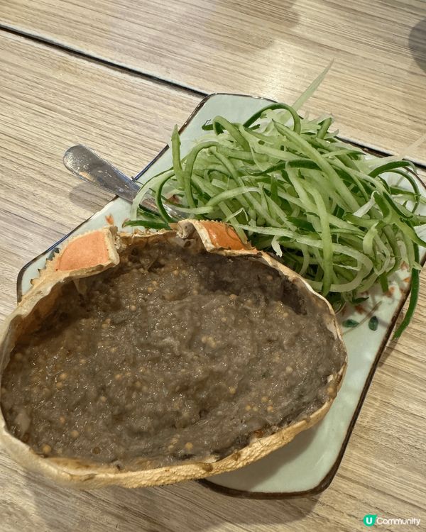 第一次來體驗有專人幫手燒的水產，老公請，超級期待。