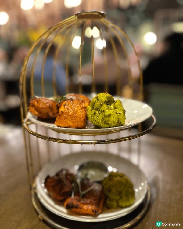 這次我終於揭開了中環雲咸街那座藍色磚牆和紅色門後的秘密，進入...