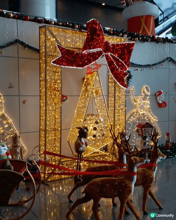 會議展覽中心近日有關設計的展覽，內容很特別，也有一些外國展商...