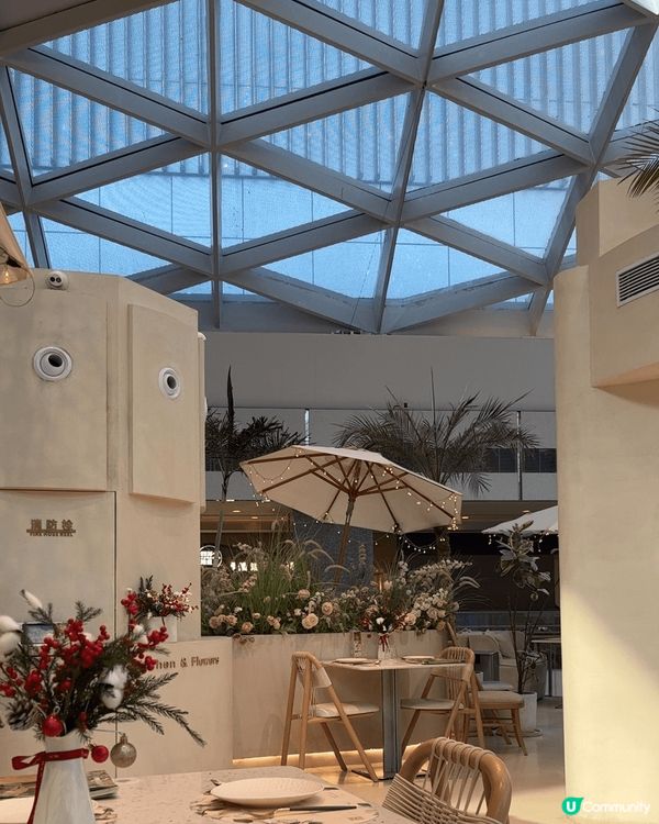 深圳萬象天地商場入面已經有好多商場位有聖誕裝飾啦，可以瘋狂打...