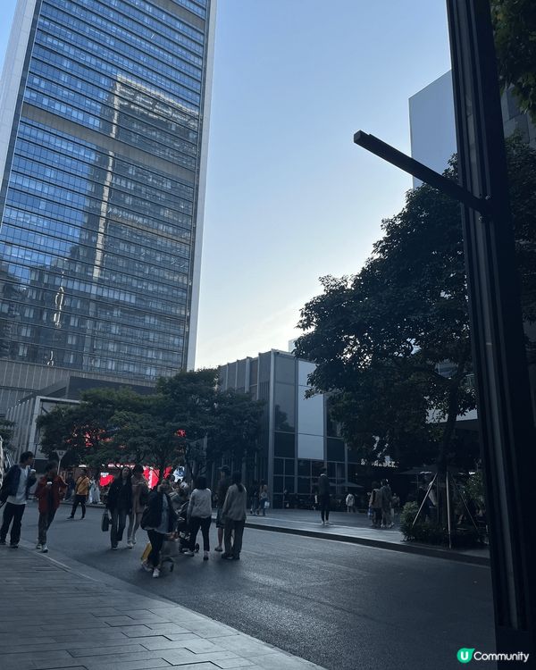 深圳萬象天地商場入面已經有好多商場位有聖誕裝飾啦，可以瘋狂打...