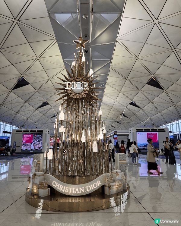 又到聖誕、又到聖誕，今年有幸在聖誕前獨自出遊，聖誕的氣氛已籠...