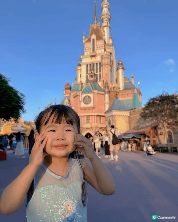 拍下這珍貴的笑容 每一刻都想留在腦海中 不想忘記
