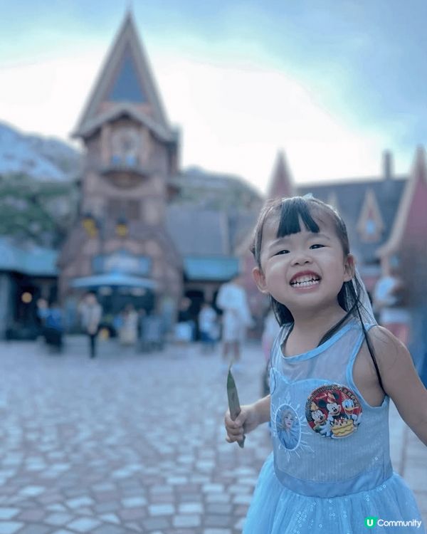 拍下這珍貴的笑容 每一刻都想留在腦海中 不想忘記
