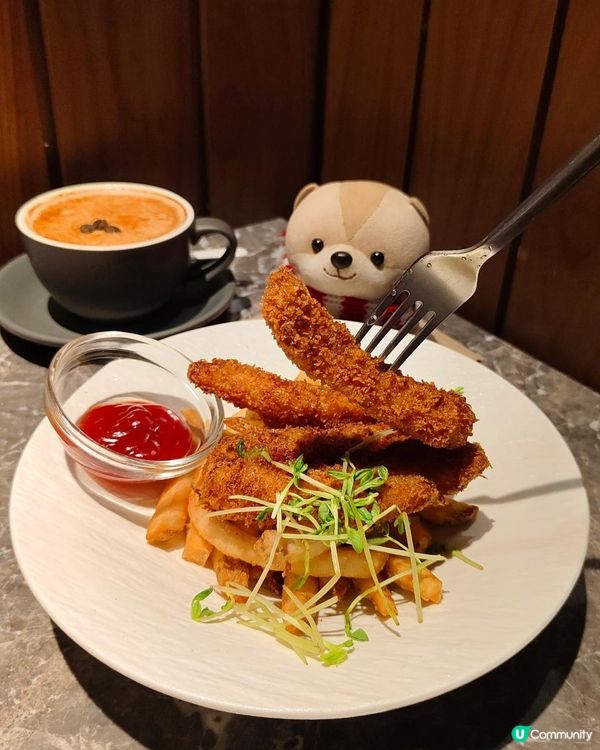 《九龍灣工廈裡的咖啡店》