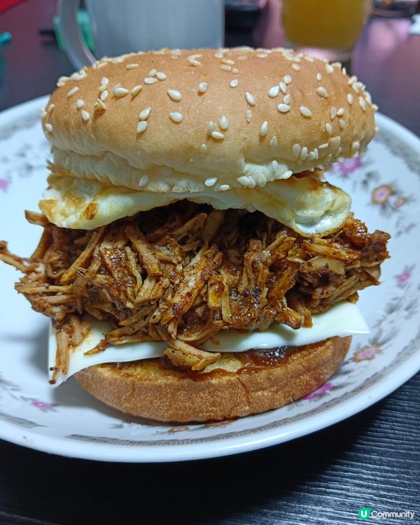自己整嘅pulled pork burger