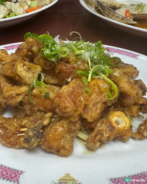 如果喜歡吃海鮮的話,流浮山是必去之處,這次朋友生日,我們就去...