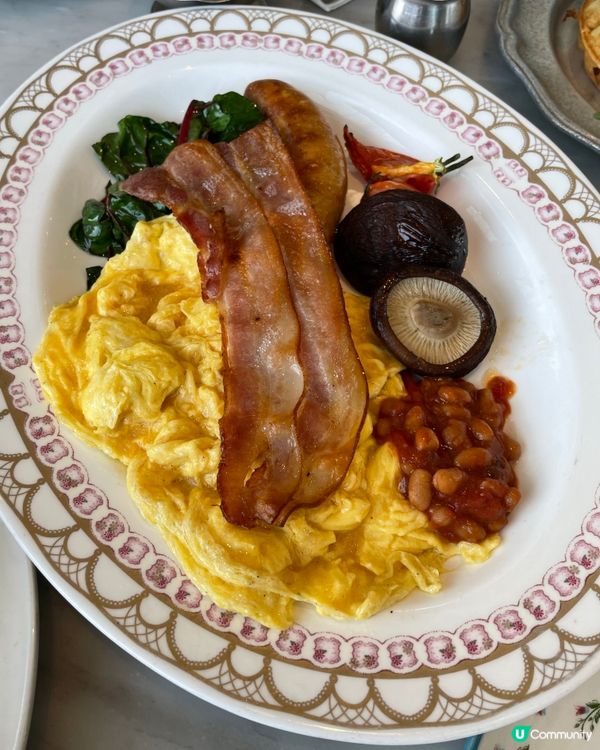 去旅行都不忘食早餐