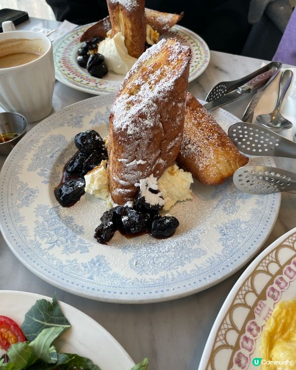 去旅行都不忘食早餐