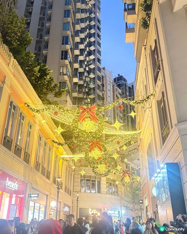 ❄️❄️灣仔利東街已飄雪喇❄️❄️