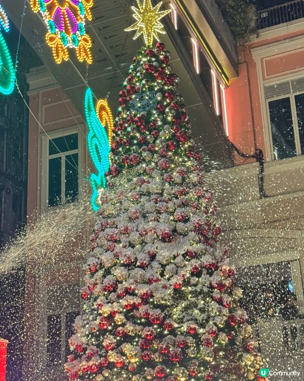 ❄️❄️灣仔利東街已飄雪喇❄️❄️