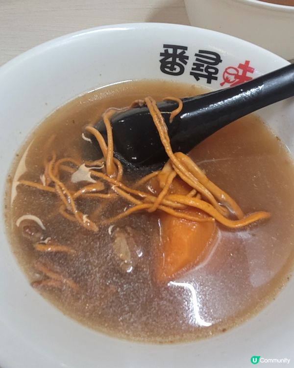 例湯都有蟲草花響螺淮山杞子湯