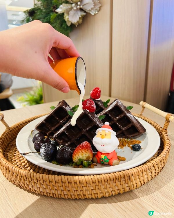 好有聖誕氣氛嘅韓式餐廳