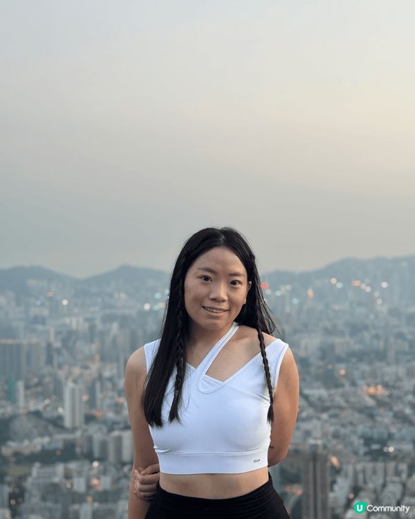 最愛穿著輕便瑜伽服裝去裝行山～舒適得嚟輕便，行都行得快啲喇🥳...