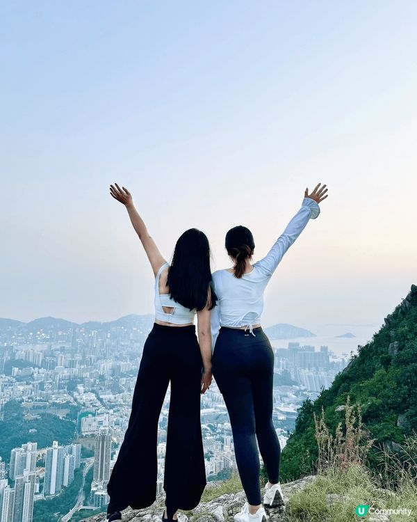 介紹too chill for yoga嘅運動衫🥰著左去行獅...