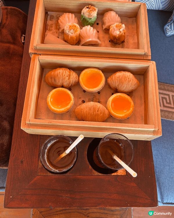 吹住海風,望住香港美麗景色嘆張保仔海上美味下午茶,鹹甜點都好...