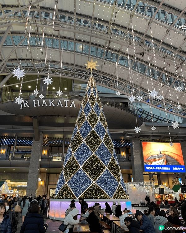 福岡阪急百貨門口已經有聖誕裝飾啦～！超有氣氛仲有聖誕市集😻#...