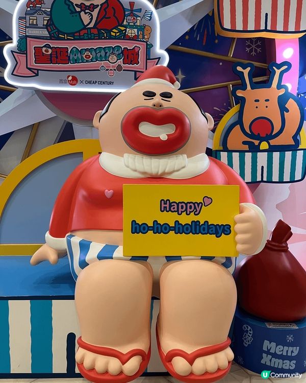 香港的聖誕節氣氛濃厚，令人忍不住想打卡 相片中是我喜愛的公仔...