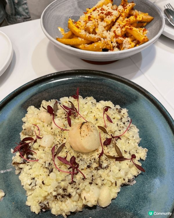 以上美食係來自Root cafe 的，特別是用椰菜花代替米飯...