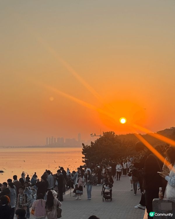每一次日落都是太陽給予天空最後的溫柔⋯⋯