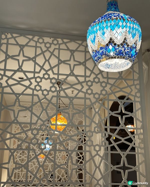 好喜歡來這間餐廳打卡。餐廳食新疆菜，所以裝修有新疆特色。食物...