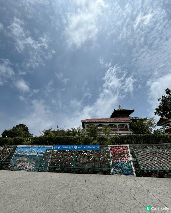 尼泊爾必去景點，有唔同嘅廟宇舊式建築，亦有新式餐廳，每一個位...