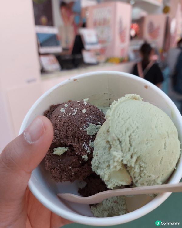 工展會最緊要食開心果雪糕，最緊要開心！$30兩球一杯好抵食！...