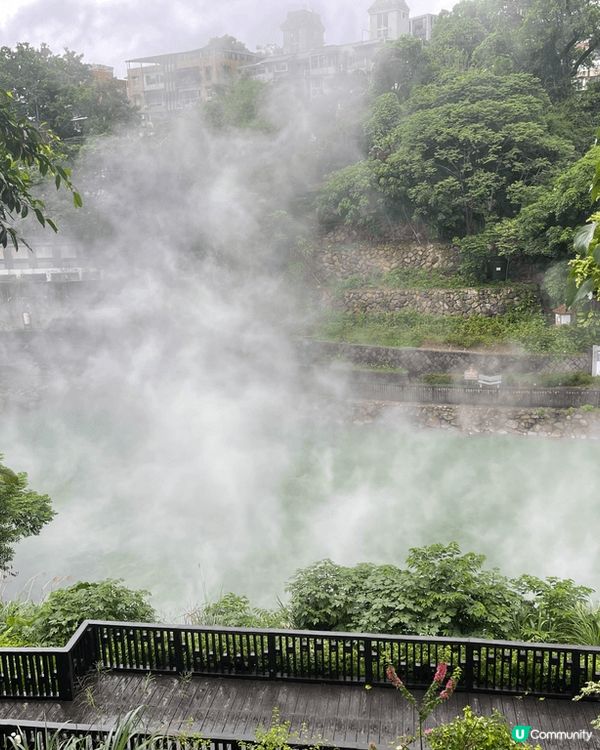 台灣北投是溫泉勝地,很多旅行或當地人都會到此一遊!乘搭台北捷...