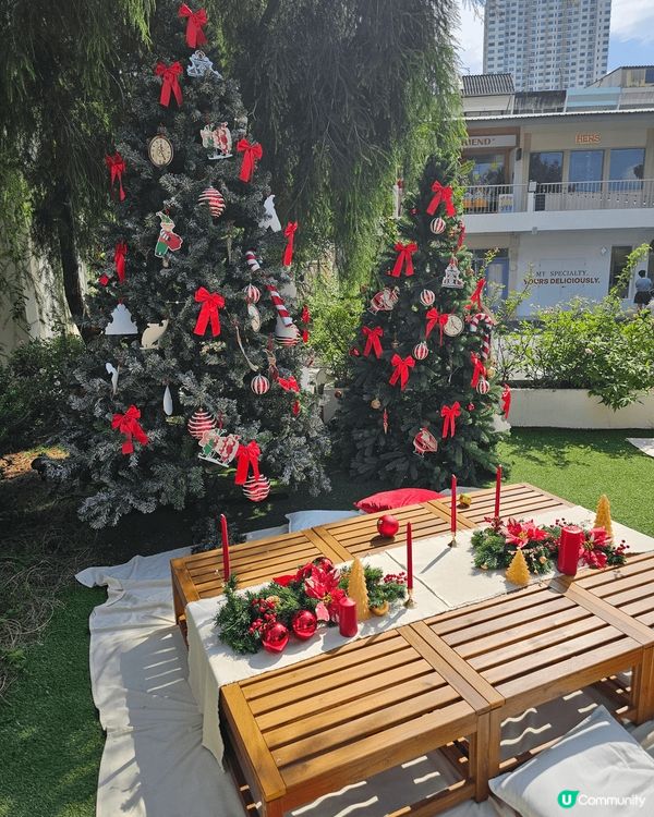 呢個係一間泰國哥?狗狗主題cafe，好多好可愛狗狗之餘?st...