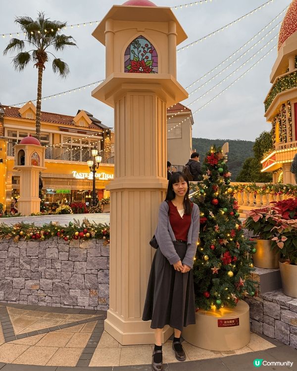 愉景灣！有一個超級靚?聖誕塔同埋裝飾！同埋會飄雪添！留港聖誕...