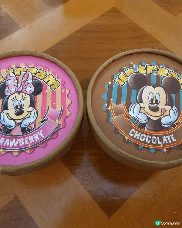 我要介紹一下迪士尼酒店翠樂庭自助餐，用餐時段會有米奇米妮出黎...