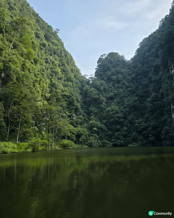 怡保鏡湖 ，因為真係好似去?與世隔絕?地方。  之後又可以乘...