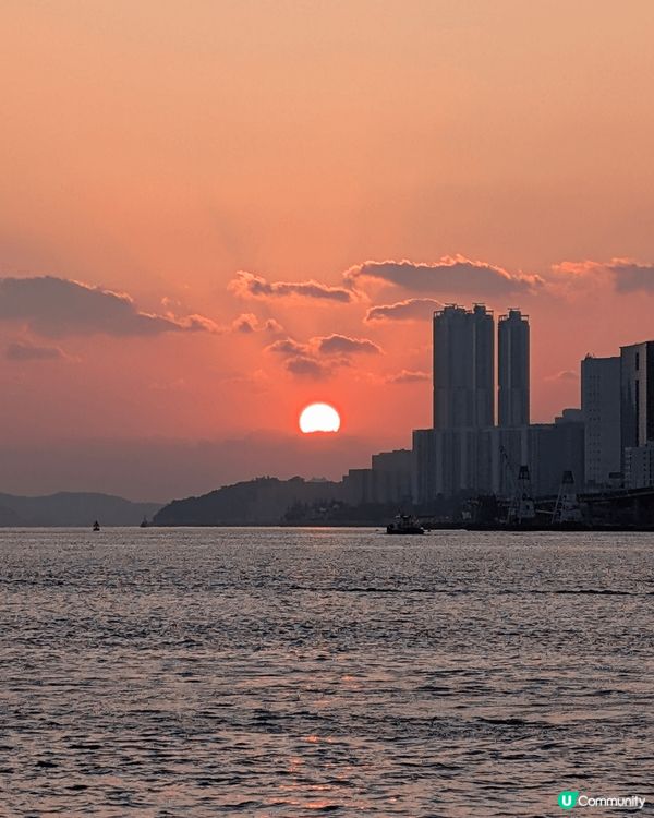 ?尖沙咀?海旁打卡，日出，朝早同夜晚既景色同埋?特色?打卡位...