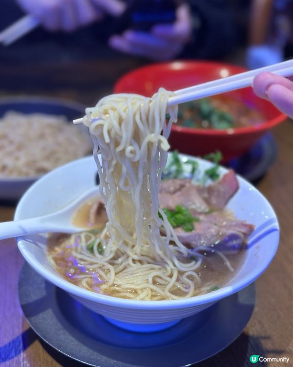 不過不失的香港過江龍拉麵🍜