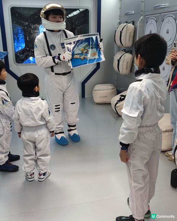 挪亞方舟聖誕太空主題