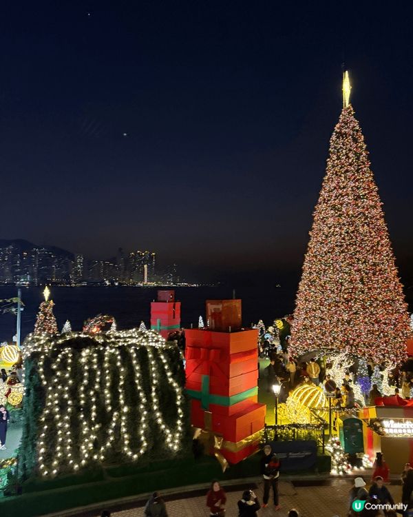 香港繽紛冬日巡禮──聖誕小鎮???藝術公園海濱西草坪