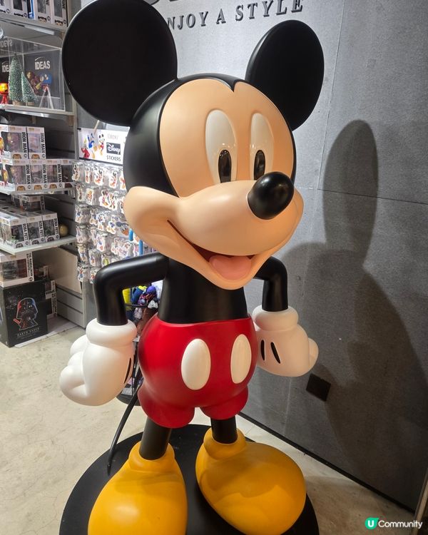 我爱米奇，好醒目的造型，影得好開心