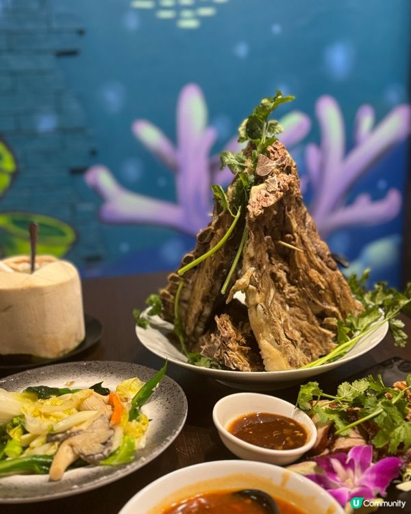 ## 🔥火山排骨正到爆💥  泰國餐廳之旅🤤