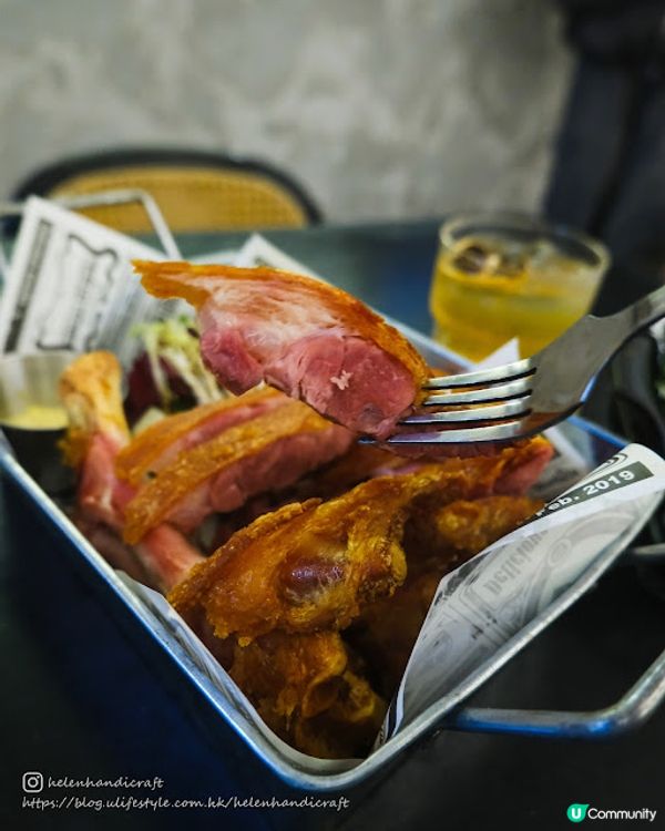 【吃下深水埗】工業風酒吧鹹豬手送醉檸茶優惠 - Amuse Bar